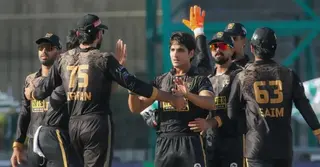 পিএসএলে ইসলামাবাদকে হারিয়ে ফাইনালে হায়দ্রাবাদ কিংসম্যান